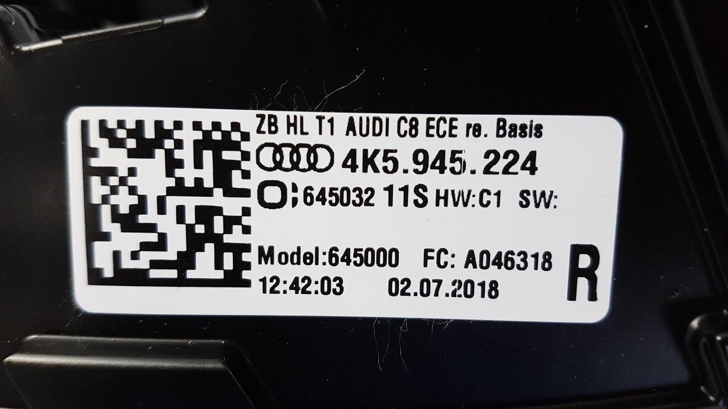 Original AUDI A6 C8/4K 2018- Heckleuchte Rückleuchte LED aussen Rechts 4K5945224