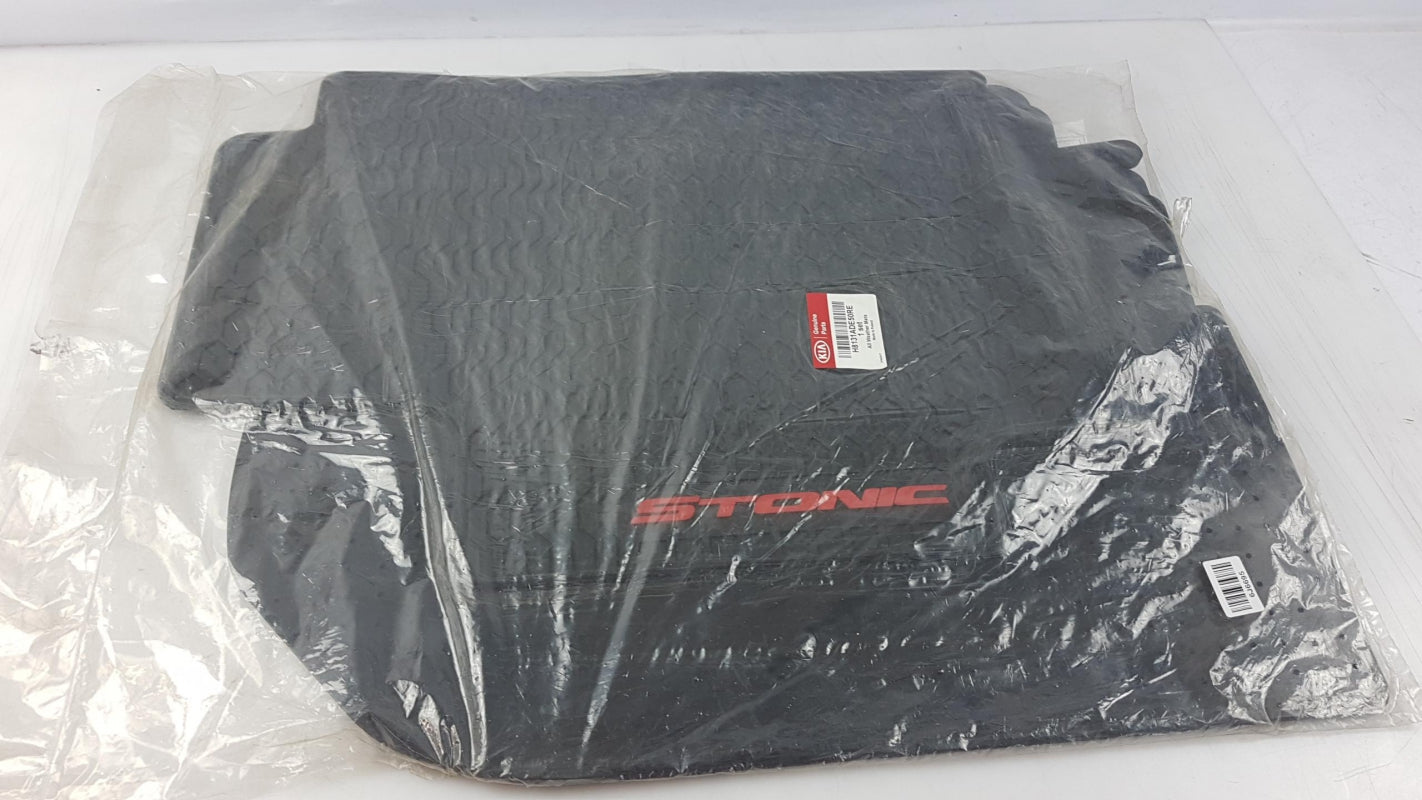 Original OE HYUNDAI/KIA Fußmattensatz H8131ADE50RE