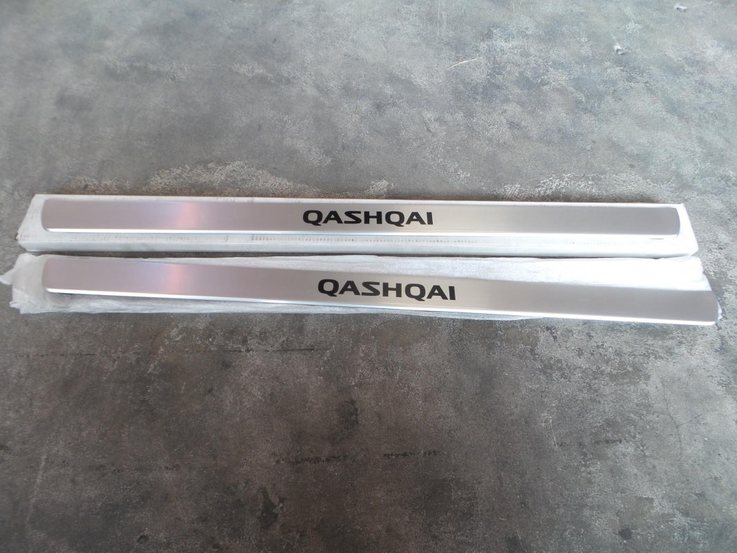 Original NISSAN Qashqai Einstiegsleiste Satz 2st vorne aluminium KE967JD500