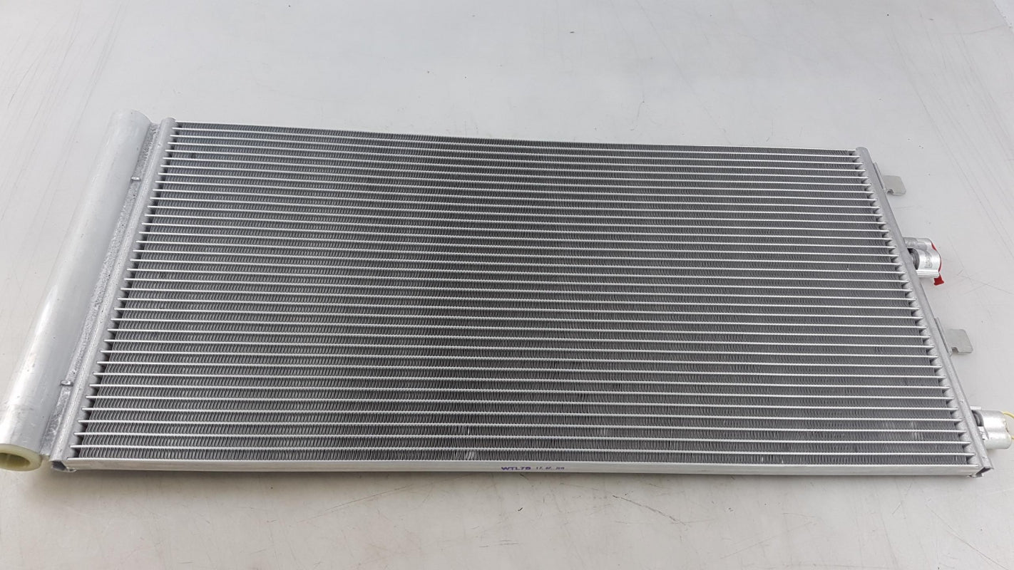 Original RENAULT Duster DACIA Duster Kondensator Klimaanlage 1.5 dCi 921008028R