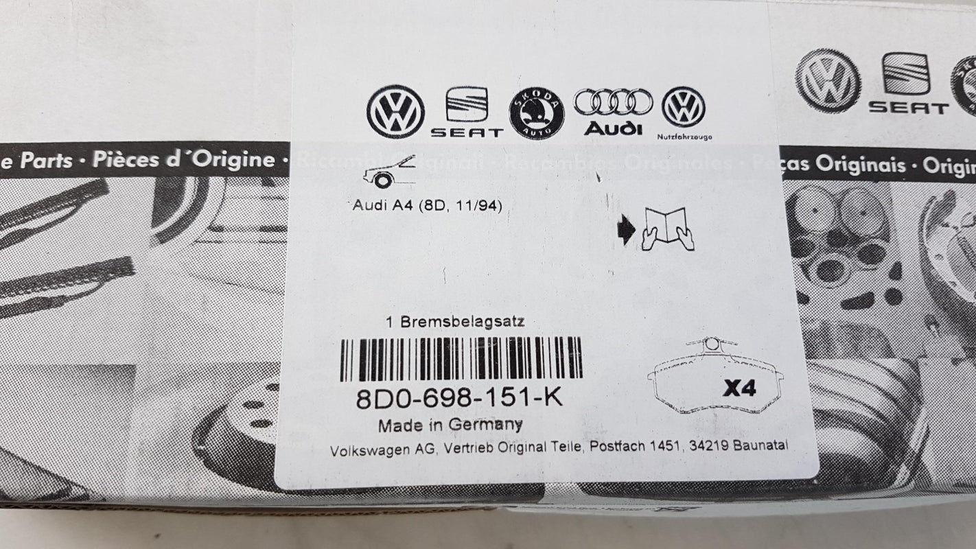 Original AUDI A4 (8D) Bremsbeläge Bremsklötze Vorne 8D0698151K