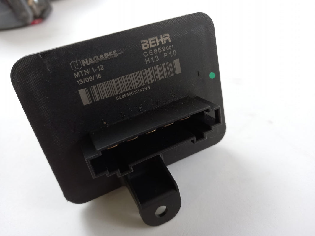 Original CITROEN C4 PEUGEOT 308 II 508 II Heizungsgebläse Widerstand 1610497380