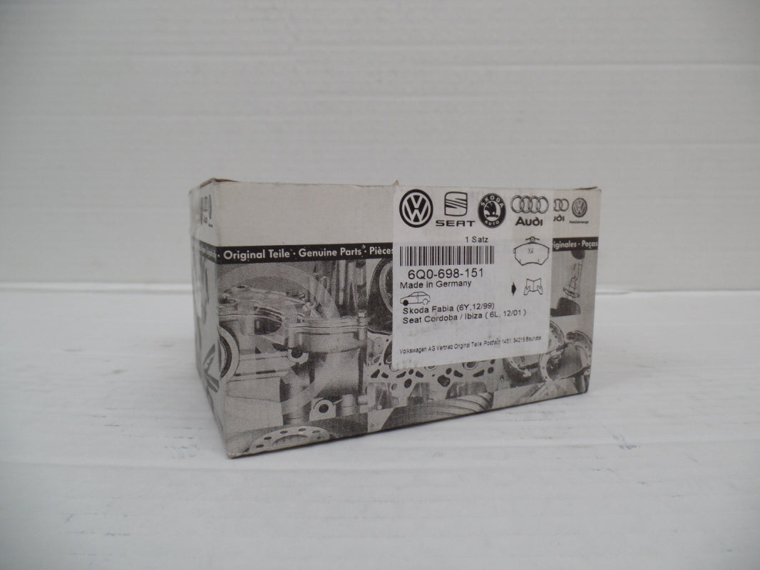 Original VW Polo SEAT Cordoba Ibiza SKODA Fabia Bremsbeläge vorne 6Q0698151