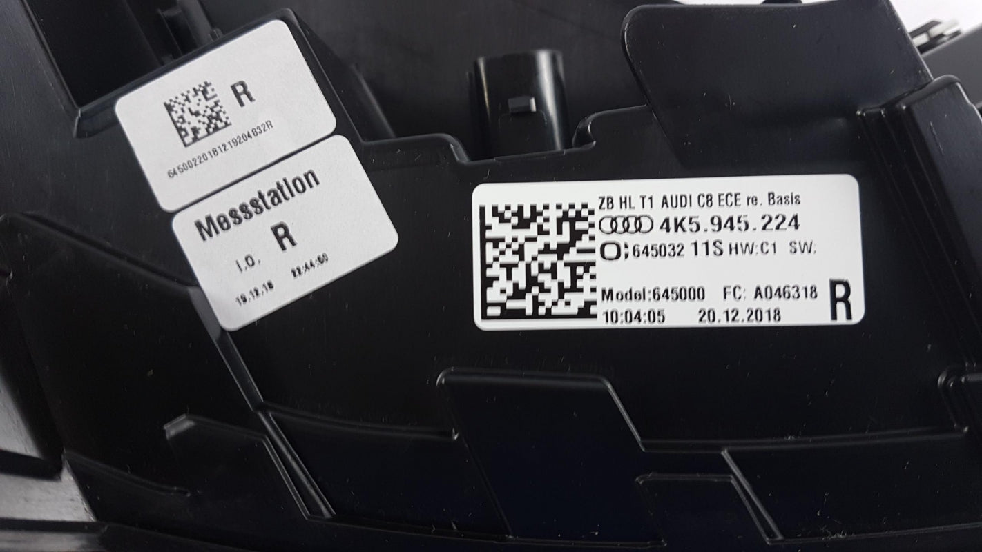 Original AUDI A6 C8/4K 2018- Heckleuchte Rückleuchte LED aussen Rechts 4K5945224