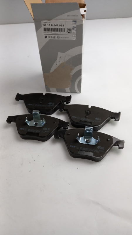 Original BMW 5' F10 F11 6' F12 F13 Bremsbeläge Satz Vorne 34118847063