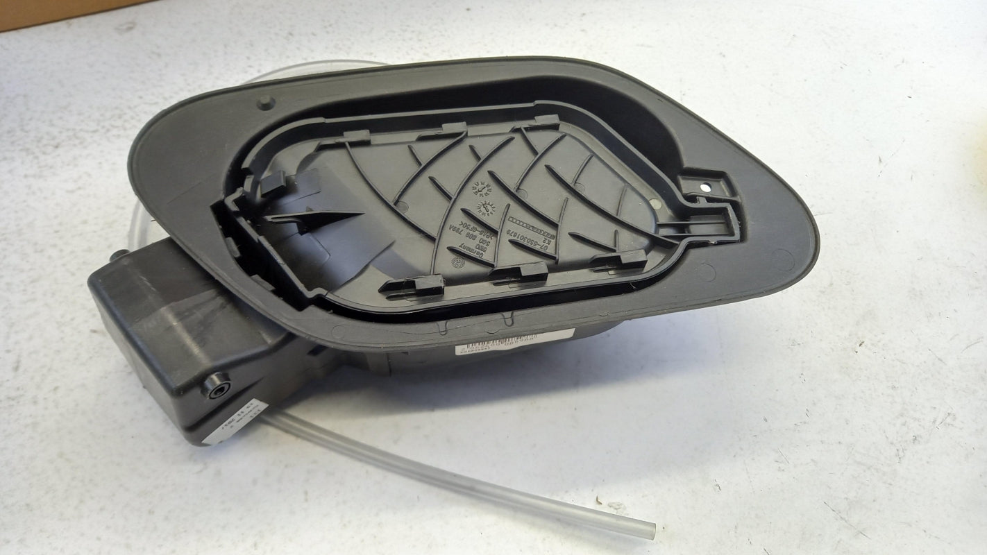 Original OE Volkswagen Tankklappe 5G0809857