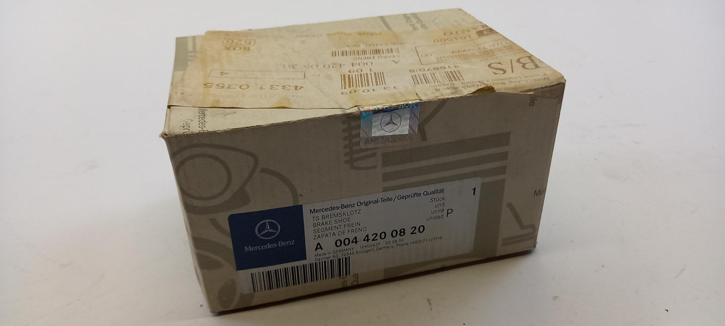 Original MERCEDES-BENZ S-Klasse CL-Klasse -2006 Bremsbeläge Vorne A0044200820