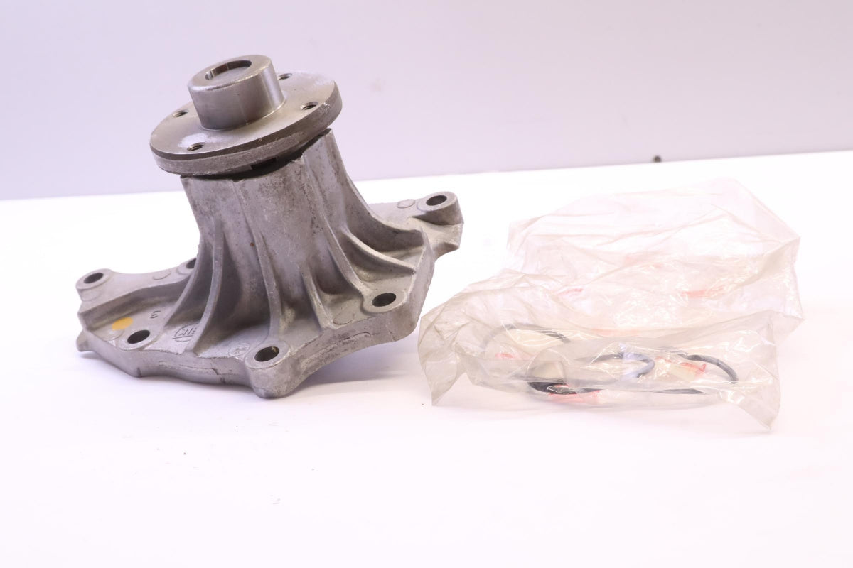 Original OPEL Campo Frontera-A Monterey Wasserpumpe 97105012
