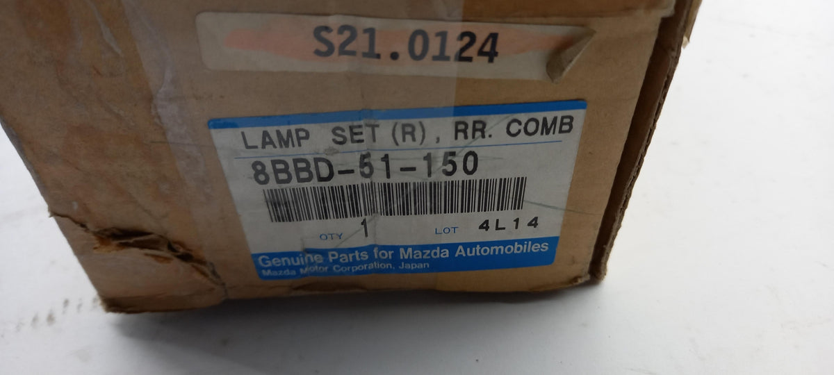 Original OE MAZDA Heckleuchte 8BBD51150
