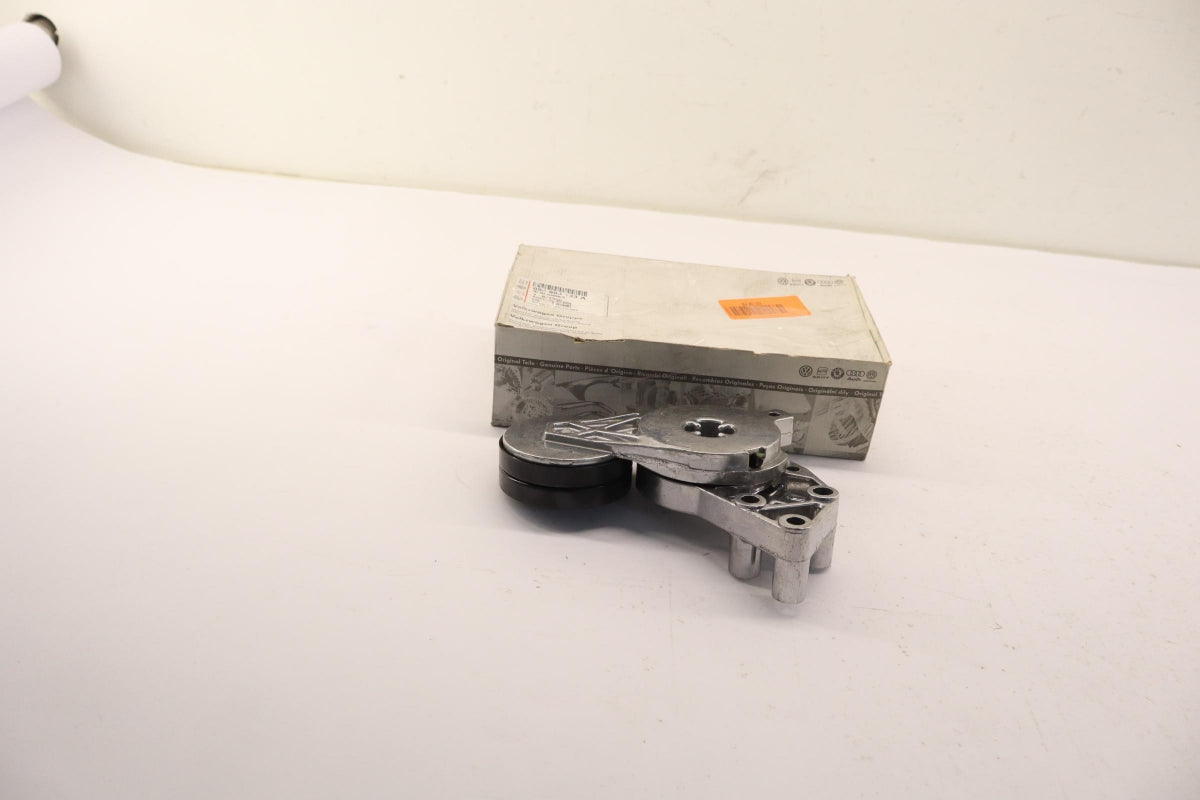 Original AUDI 100 A6 4A Riemenspanner 054903133A