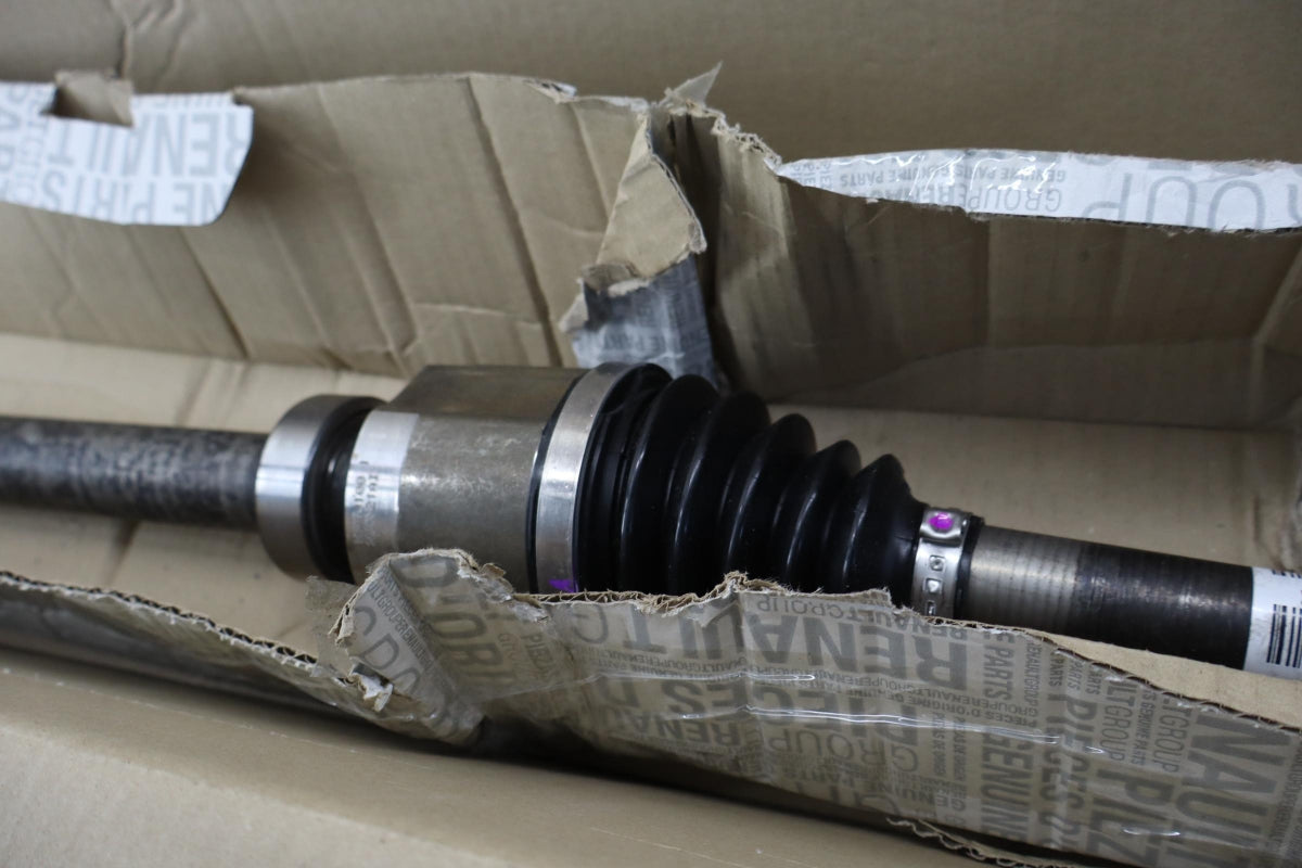 Original OE RENAULT Antriebswelle 391005876R