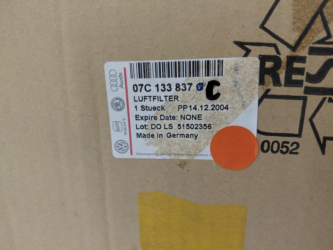 Original OE Volkswagen Luftfilterkasten 07C133837C