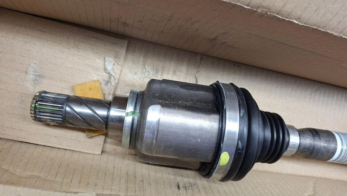 Original OE RENAULT Antriebswelle 391018515R