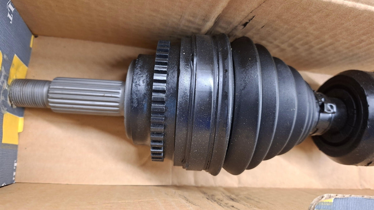 Original OE RENAULT Antriebswelle 7711135206