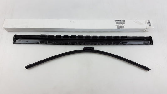 Original FIAT 500x (Type 334) Wischblatt Scheibenwischer 1Stk Vorne 52029236