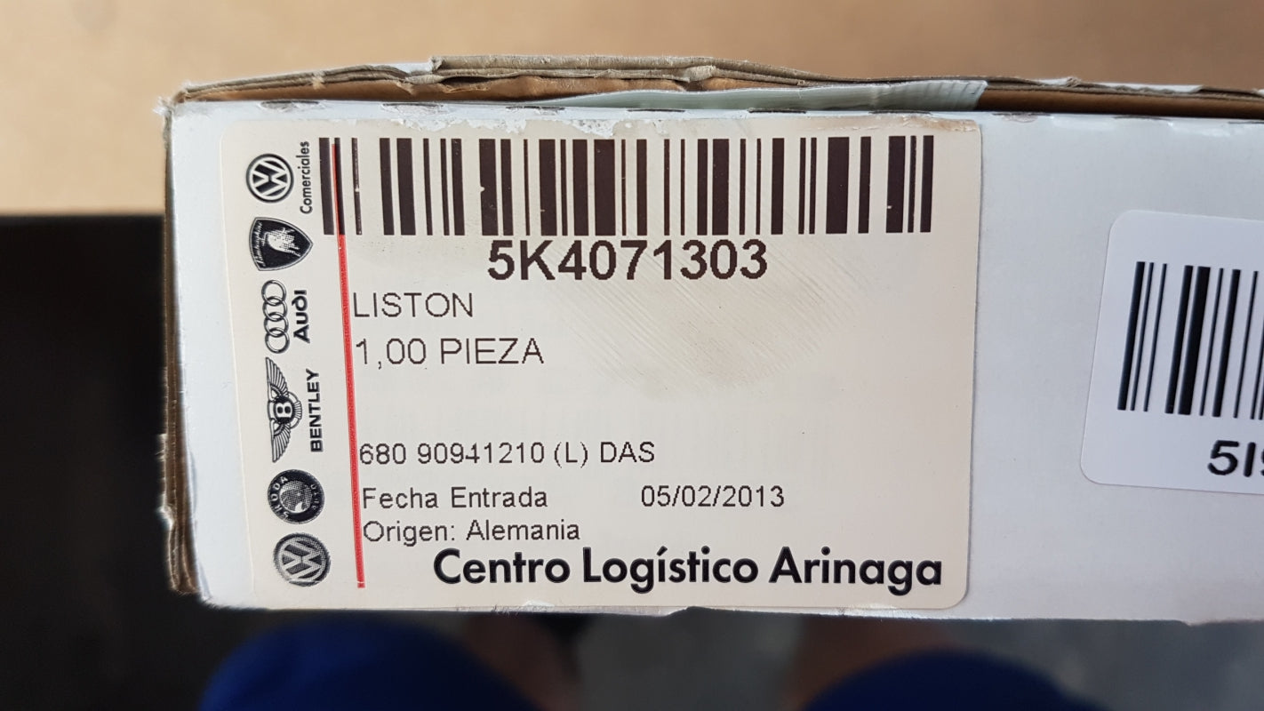 Original VW Golf VI 2010-2012 Einstiegsleisten Satz (4 Stück) 5K4071303