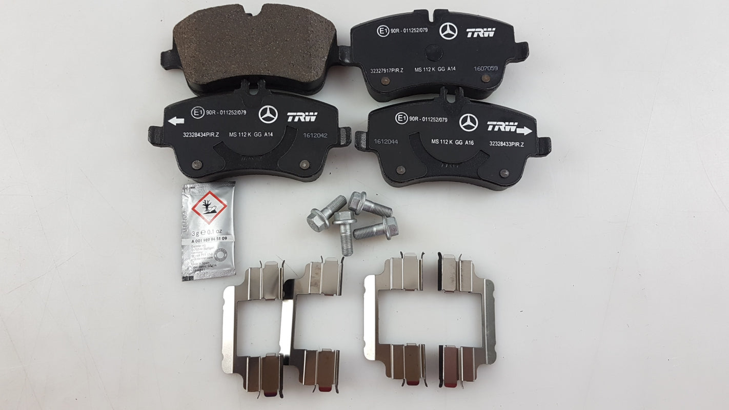 Original MERCEDES-BENZ W203 C203 C209 R171 front brake pads A006420622041 