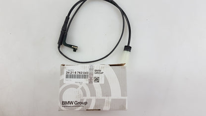 Original BMW 5' E61 Bremsbeläge mit Bremsbelagfühler hinten 34212339279