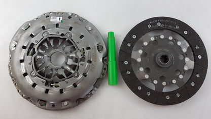 Original OE RENAULT Kupplungssatz 302058134R