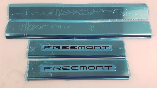 Original FIAT Freemont Einstigleisten 4-teilig Edelstahl K82212818