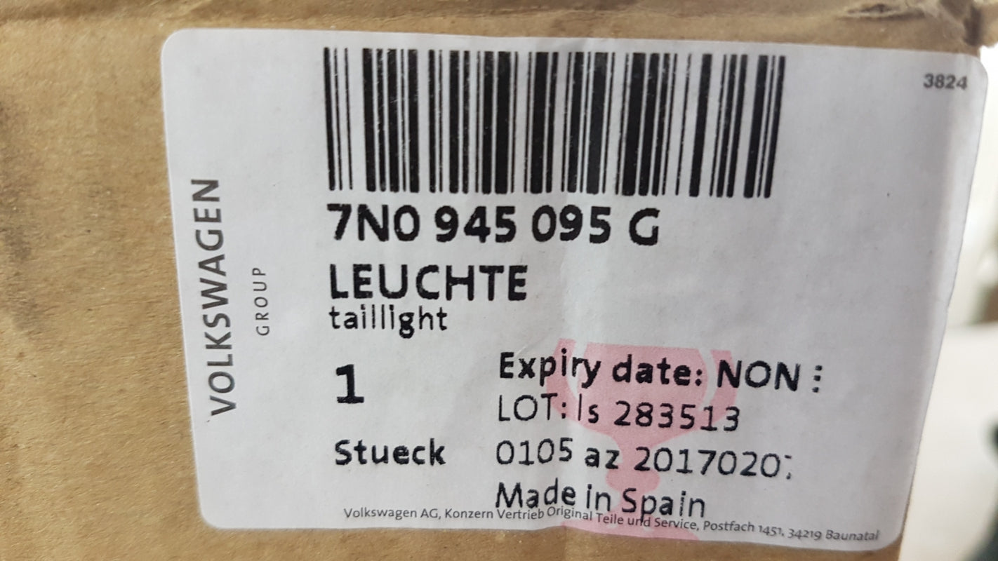 Original OE Volkswagen Heckleuchte 7N0945095G