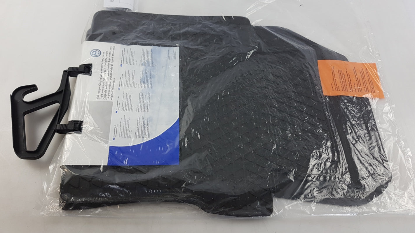 Original VW Caddy IV (2K) rubber floor mats front black 2K1061502A82V 