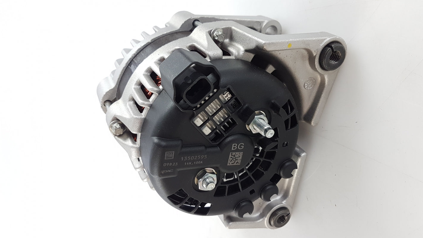 Original CHEVROLET Sonic L4 1.8L Cruze J300 Lichtmaschine 13502595