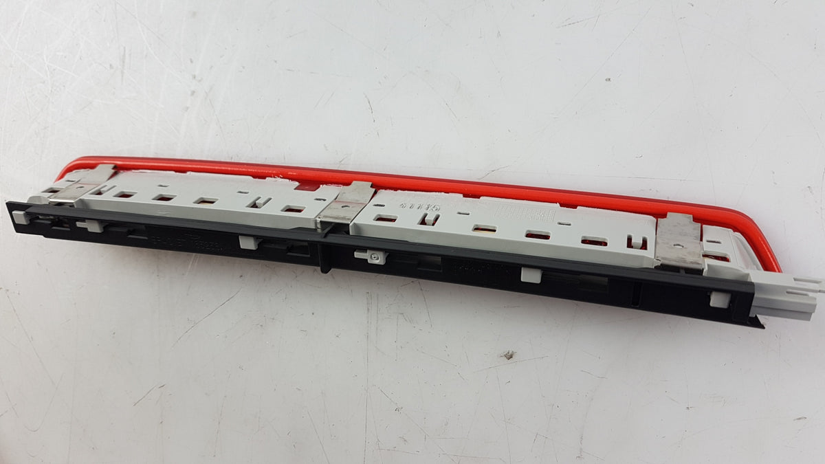 Original OE Volkswagen Zusatzbremsleuchte 5J994509747H