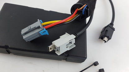 Original OPEL Adam Smartphone Weige Befestigungsplatte mit Kabelsatz 13378305