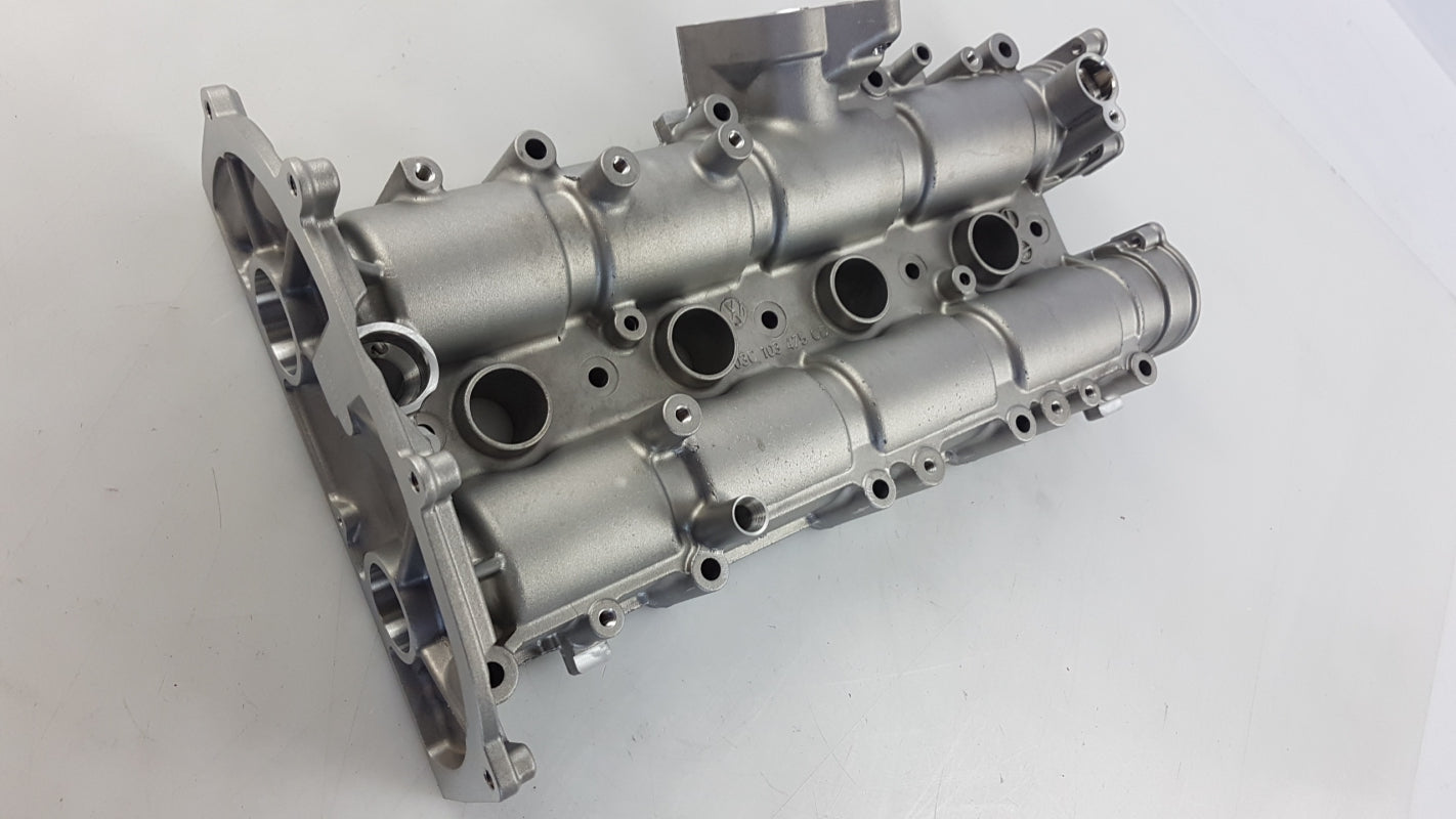 Original SEAT Leon III (5F) AUDI A1 I (8X) Zylinderkopfhaube 03C103475CD