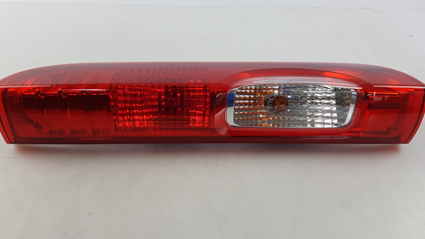 Original RENAULT Trafic II 2001-2014 Heckleuchte Hinten Links 8200415251