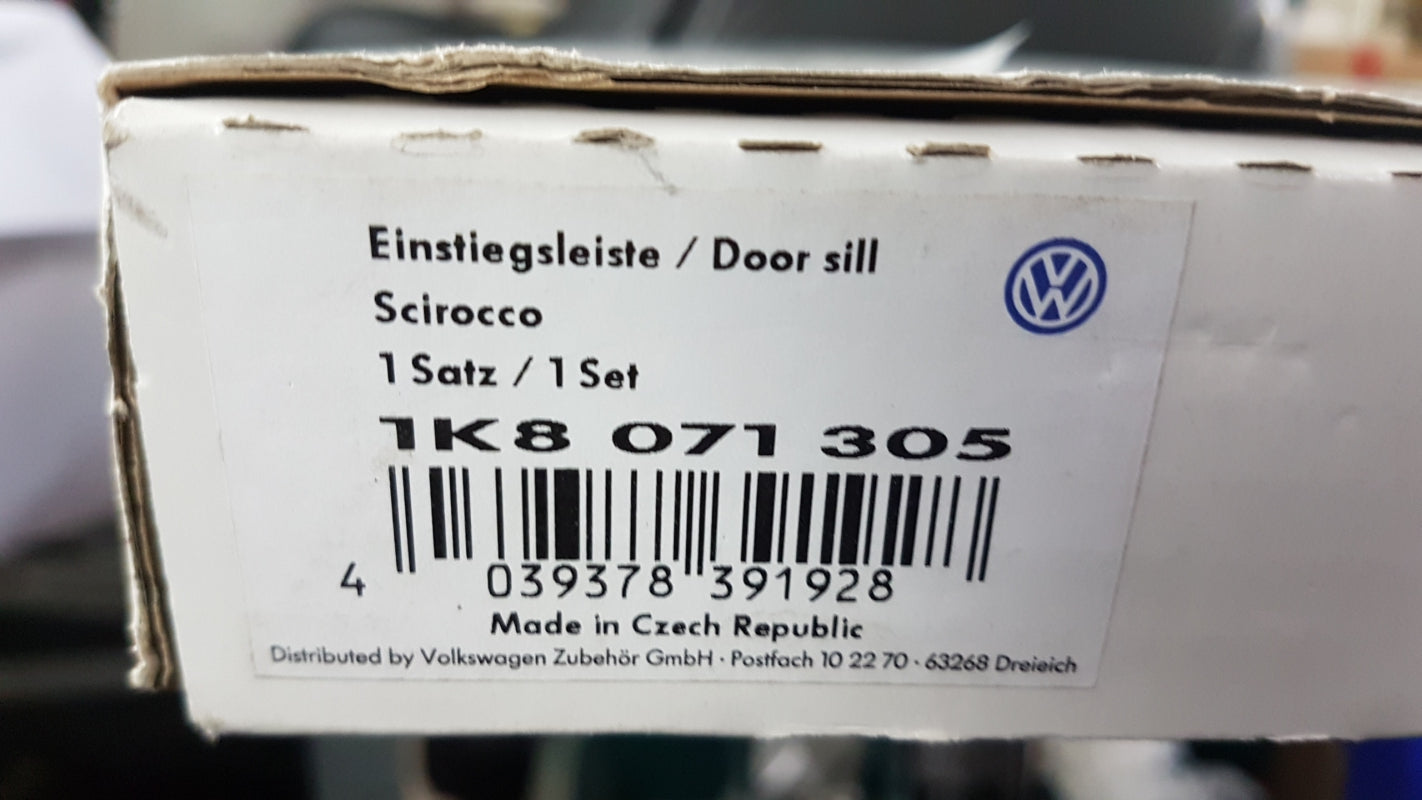Original VW Scirocco III Einstiegsleisten Satz 2 Stuck Vorne 1K8071305