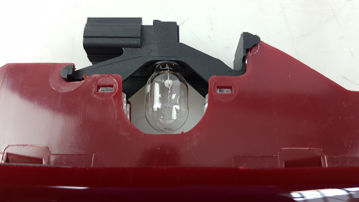 Original RENAULT Twingo II Bremsleuchte Bremslicht 8200387890