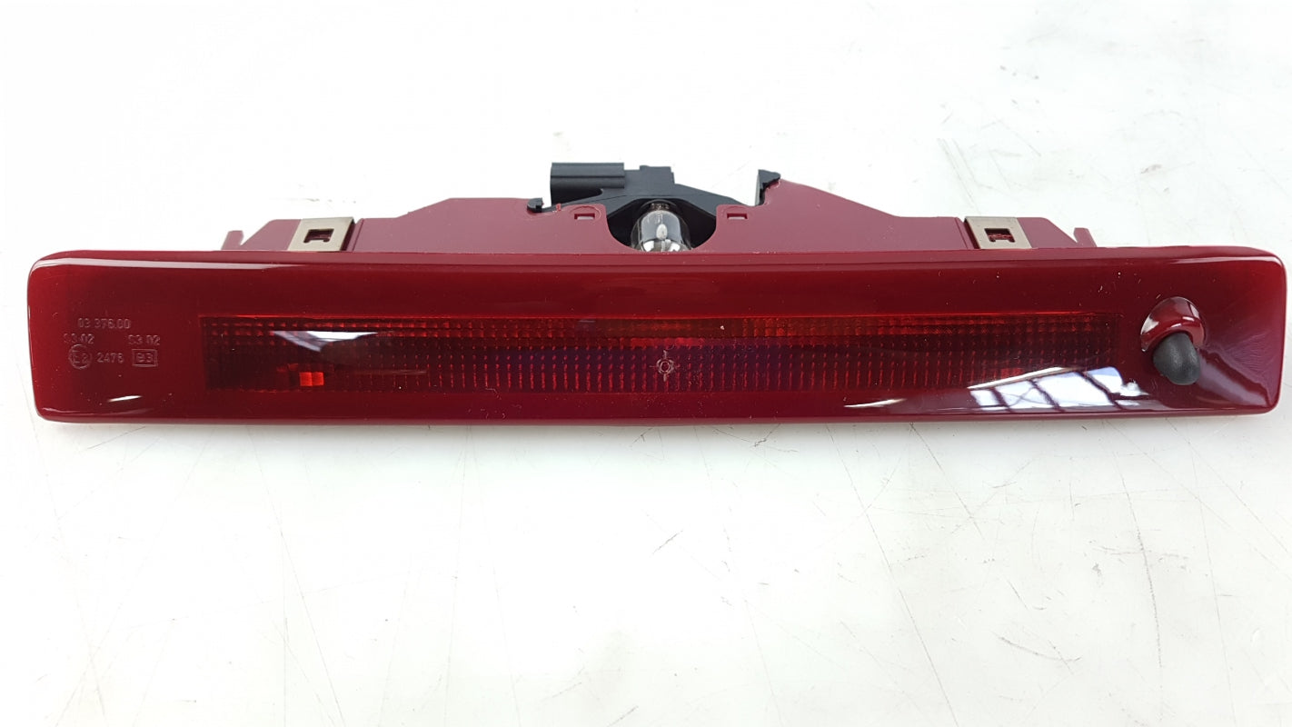 Original RENAULT Twingo II Bremsleuchte Bremslicht 8200387890