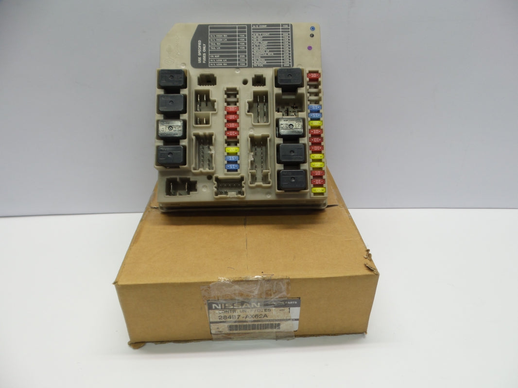 Original NISSAN Micra Note Sicherungskasten Sicherungsbox 284B7AX62A