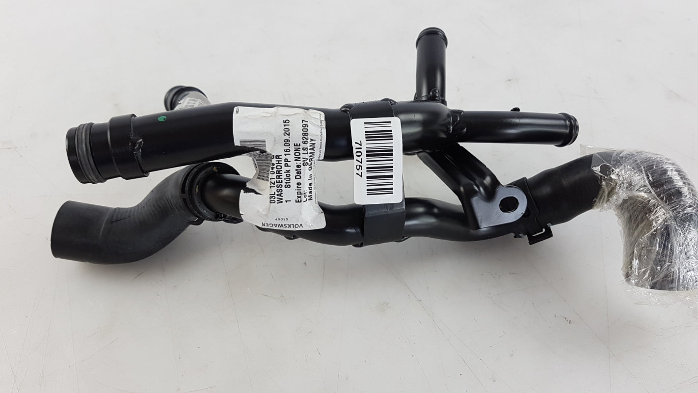 Original OE Volkswagen Kühlerschlauch 03L121049G