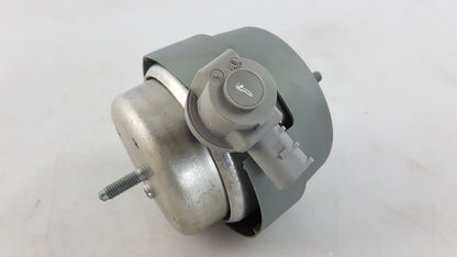 Original OE Volkswagen Motorlager 8E0199379BJ