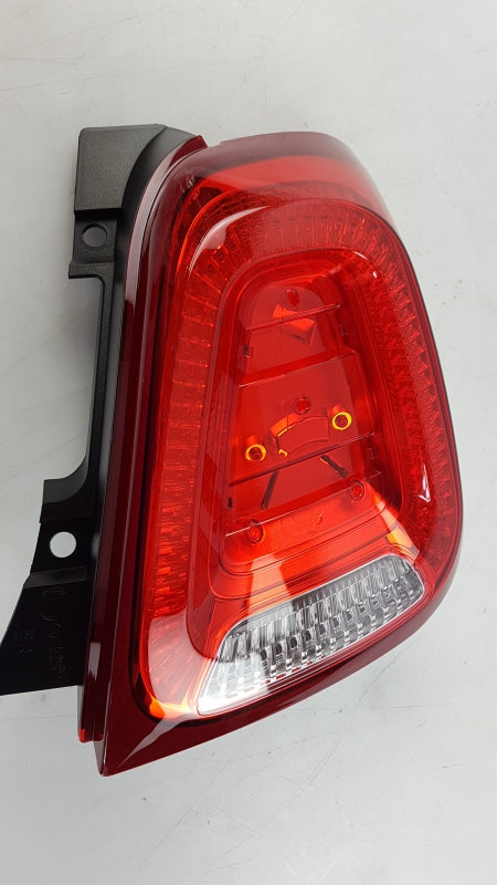 Original OE FIAT Heckleuchte 52007423