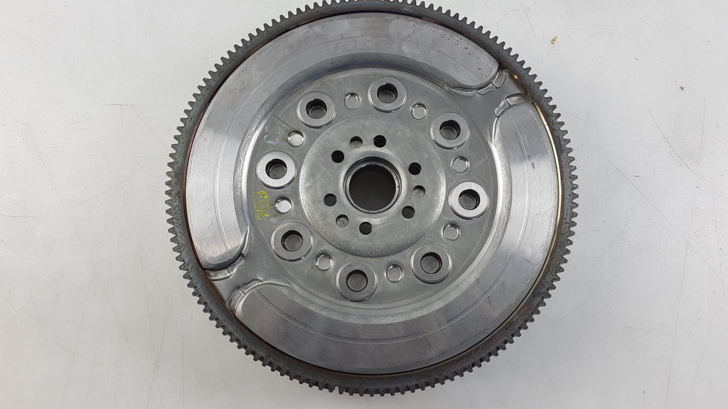 Original PEUGEOT 1007 3008 307 308 407 CITROEN Berlingo C2 C4 Schwungrad 0532Q4
