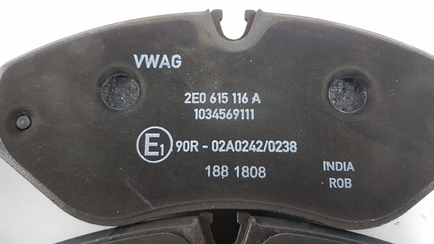 Original OE Volkswagen Bremsbeläge 2E0698151H