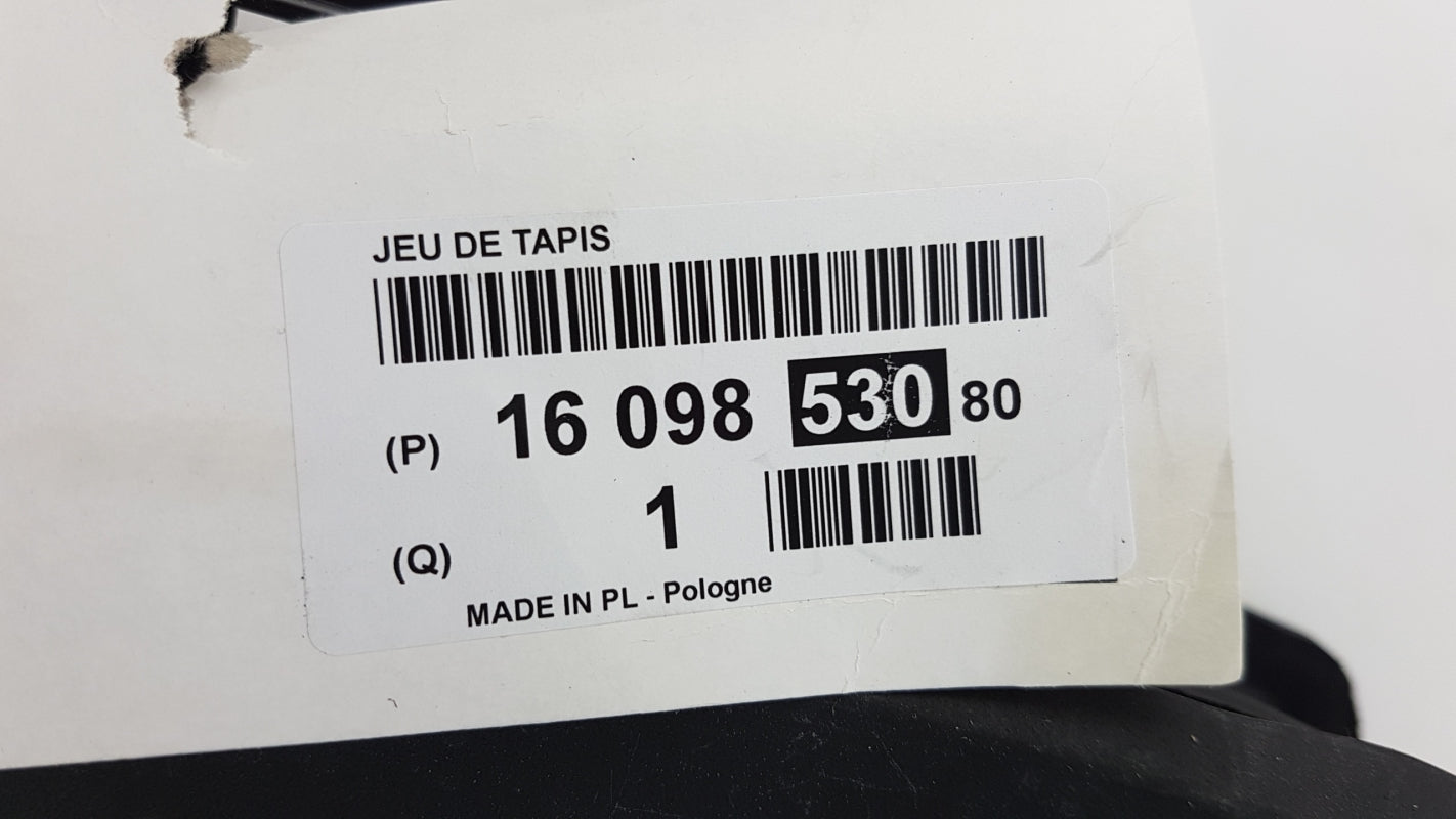 Original PEUGEOT 308 II Fußmattensatz 4 stuck Gummimatten 1609853080