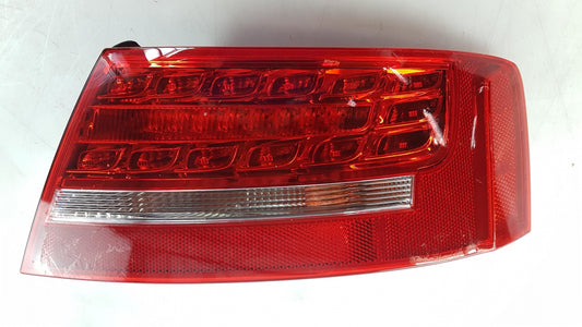 Original AUDI A5 RS5 2010-2016 Heckleuchte Rückleuchte Außen Rechts 8T0945096D