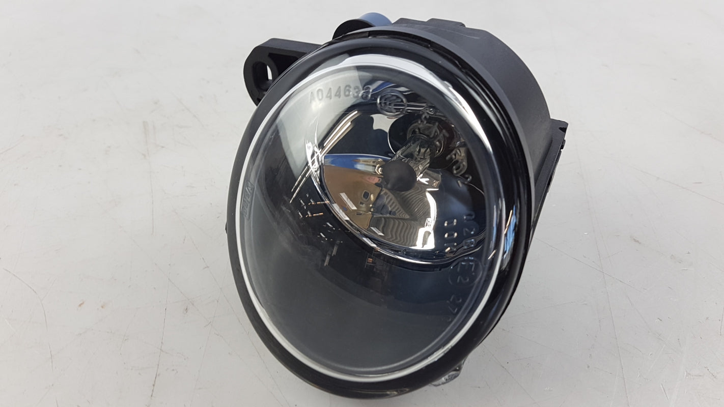 Original BMW F22 F23 E92 F07 F10 F11 F18 Nebelscheinwerfer rechts 63177839866