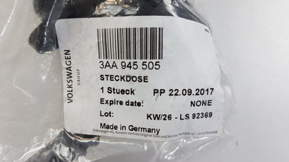 Original OE Volkswagen Anhängerkupplung Steckdose 3AA945505