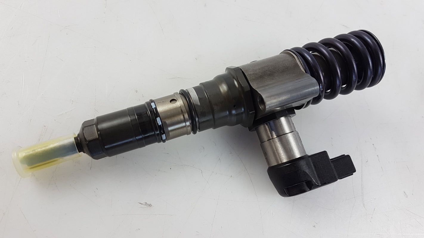 Original VW Passat B6 2.0 TDI Einspritzdüse 000130073SX