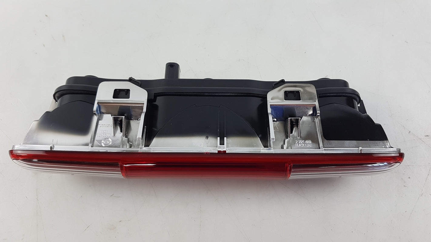 Original OE BMW Nebelschlussleuchte 63247255925