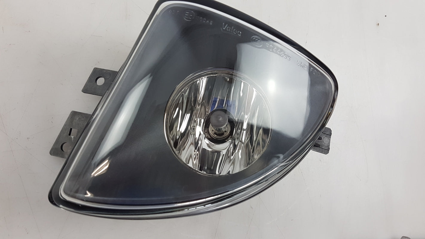 Original BMW 5' F10 F11 F18 Nebelscheinwerfer links 63177216887