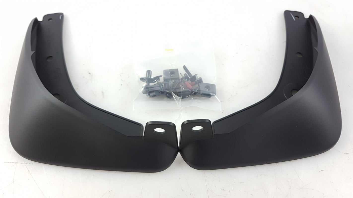 Original MAZDA 3 BP Sport 2019 Schmutzfänger Satz (2 Stück) Hinten B0L6V3460