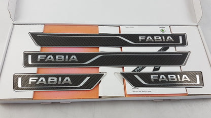 Original SKODA Fabia III (NJ) Einstiegsleisten Satz 4 Stück Carbon 6V0071310A