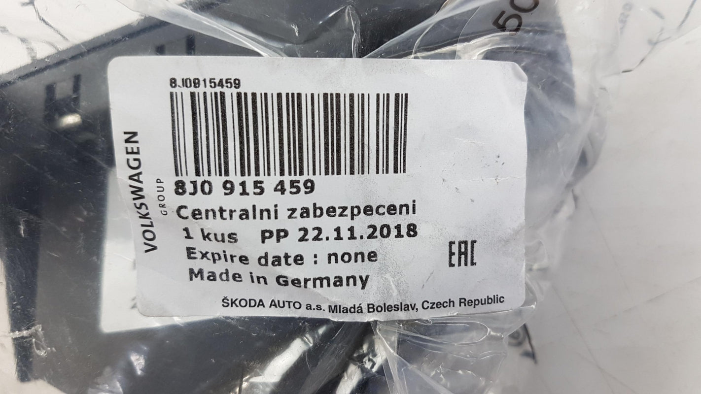 Original SKODA Superb II (B6) AUDI A4 (B8) Absicherung Batterie 8J0915459
